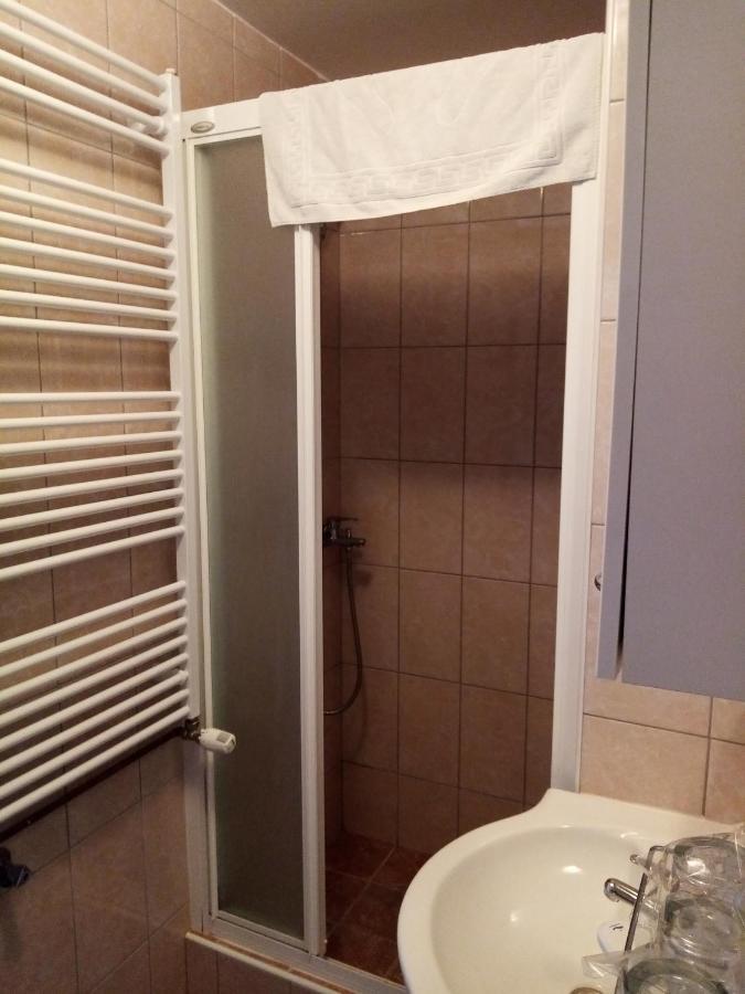 Apartman Potocki คาปรินา ภายนอก รูปภาพ