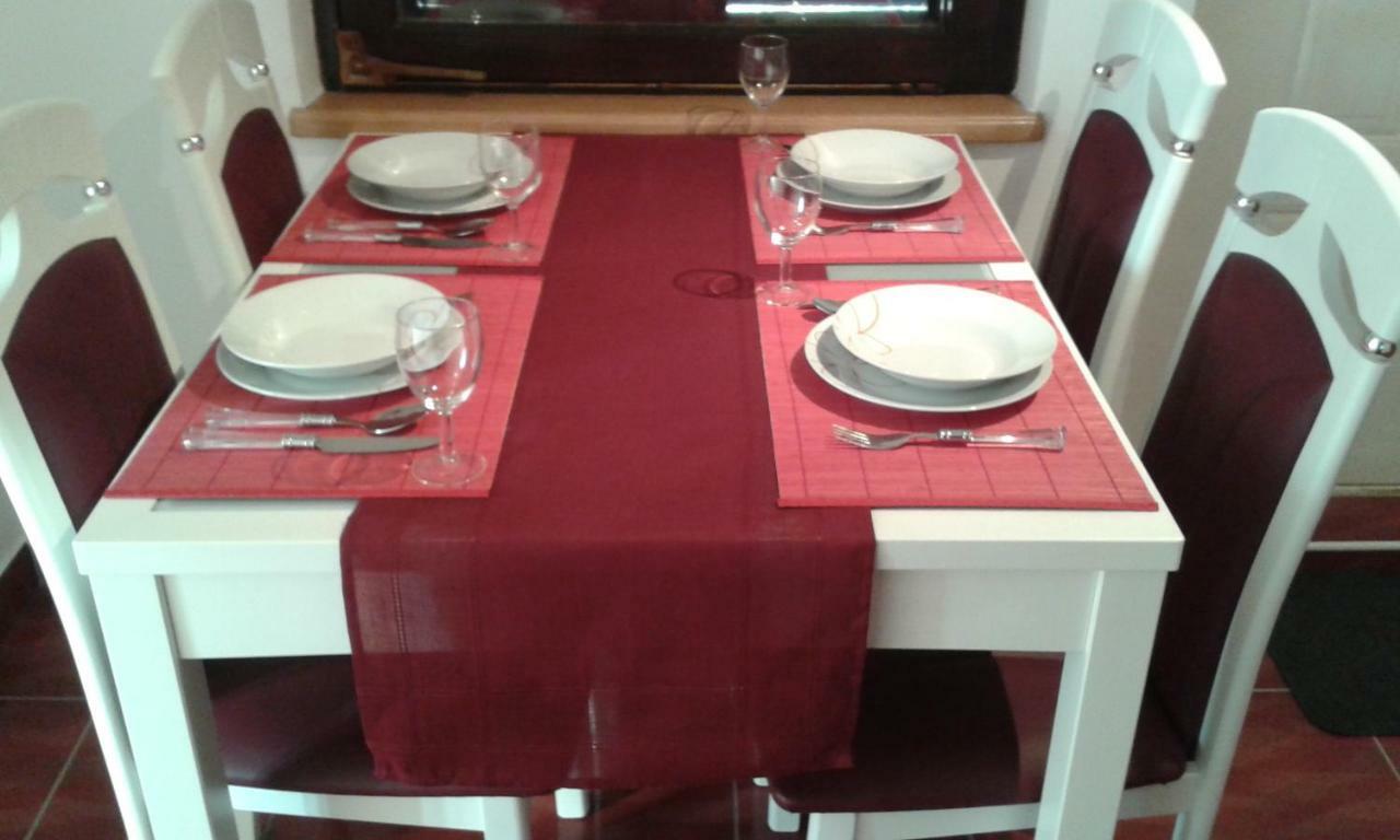 Apartman Potocki คาปรินา ภายนอก รูปภาพ